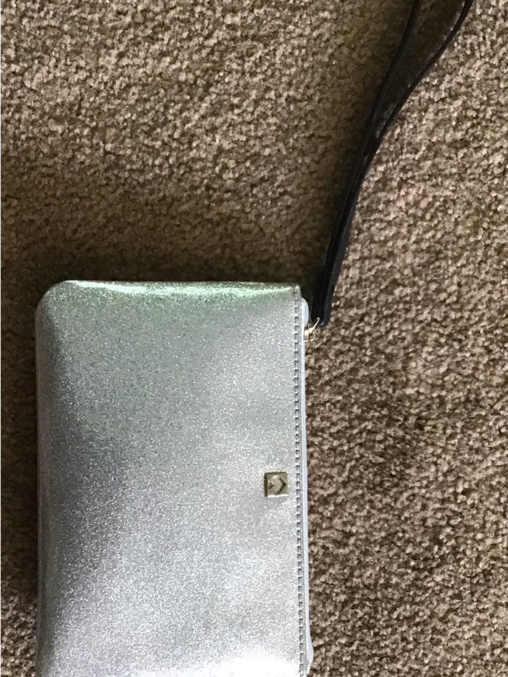 Kate Spade Mavis Street Bethann Wristlet Clutch Purse in Silver - New